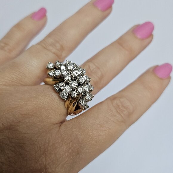 Jewelry - 23-Diamond, 18k Gold, Cocktail Ring, Size 6, 13.7 grams, 3.49 carats